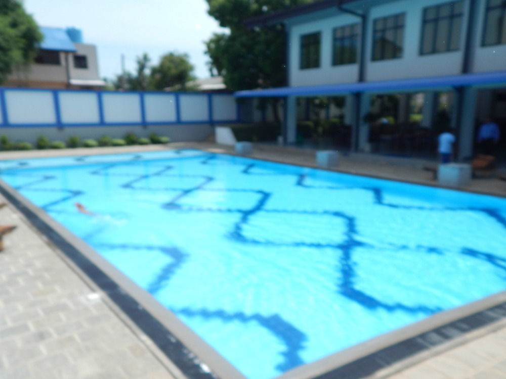 The Blue Wave Hotel Vịnh Arugam Ngoại thất bức ảnh