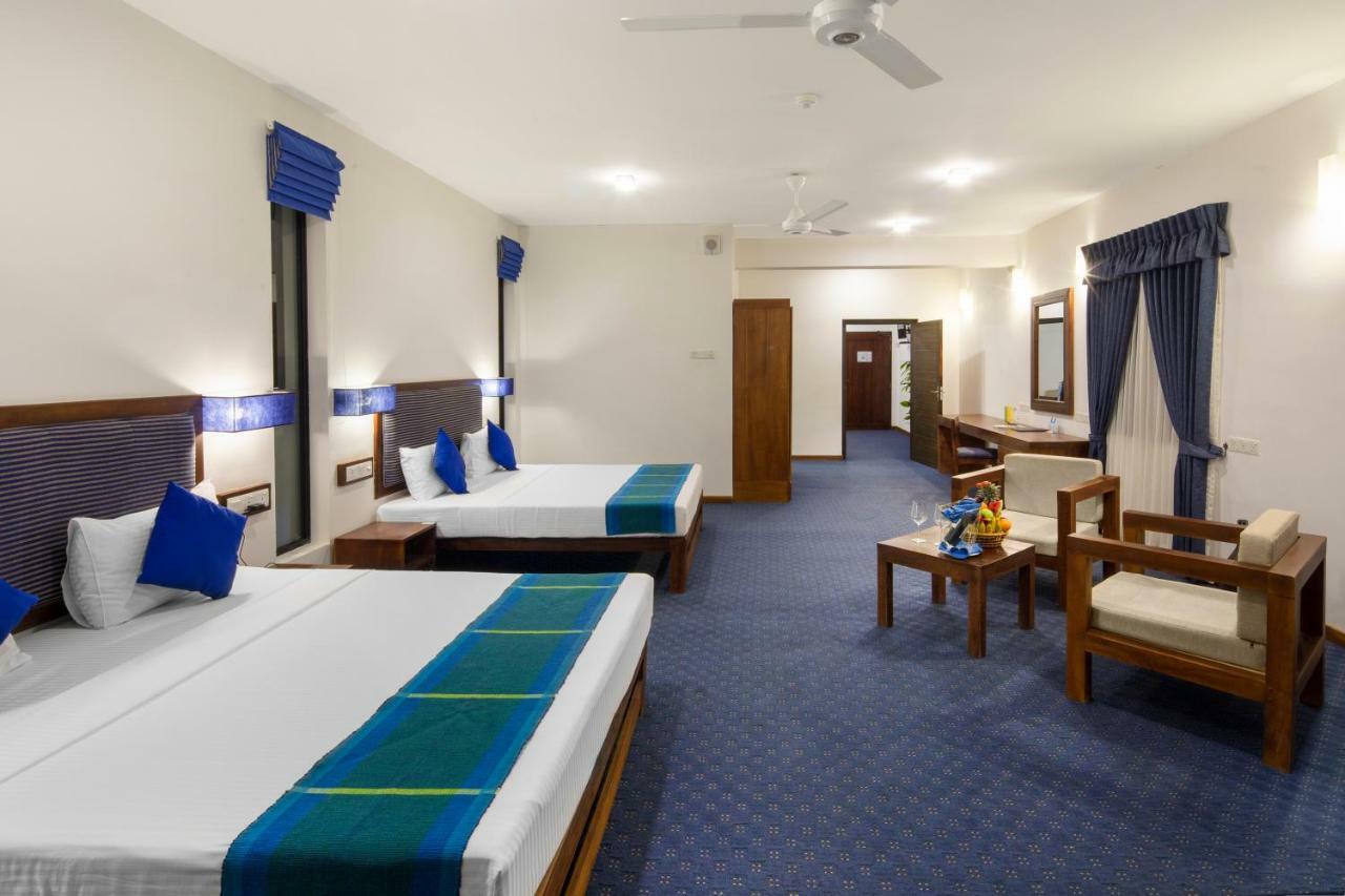 The Blue Wave Hotel Vịnh Arugam Ngoại thất bức ảnh