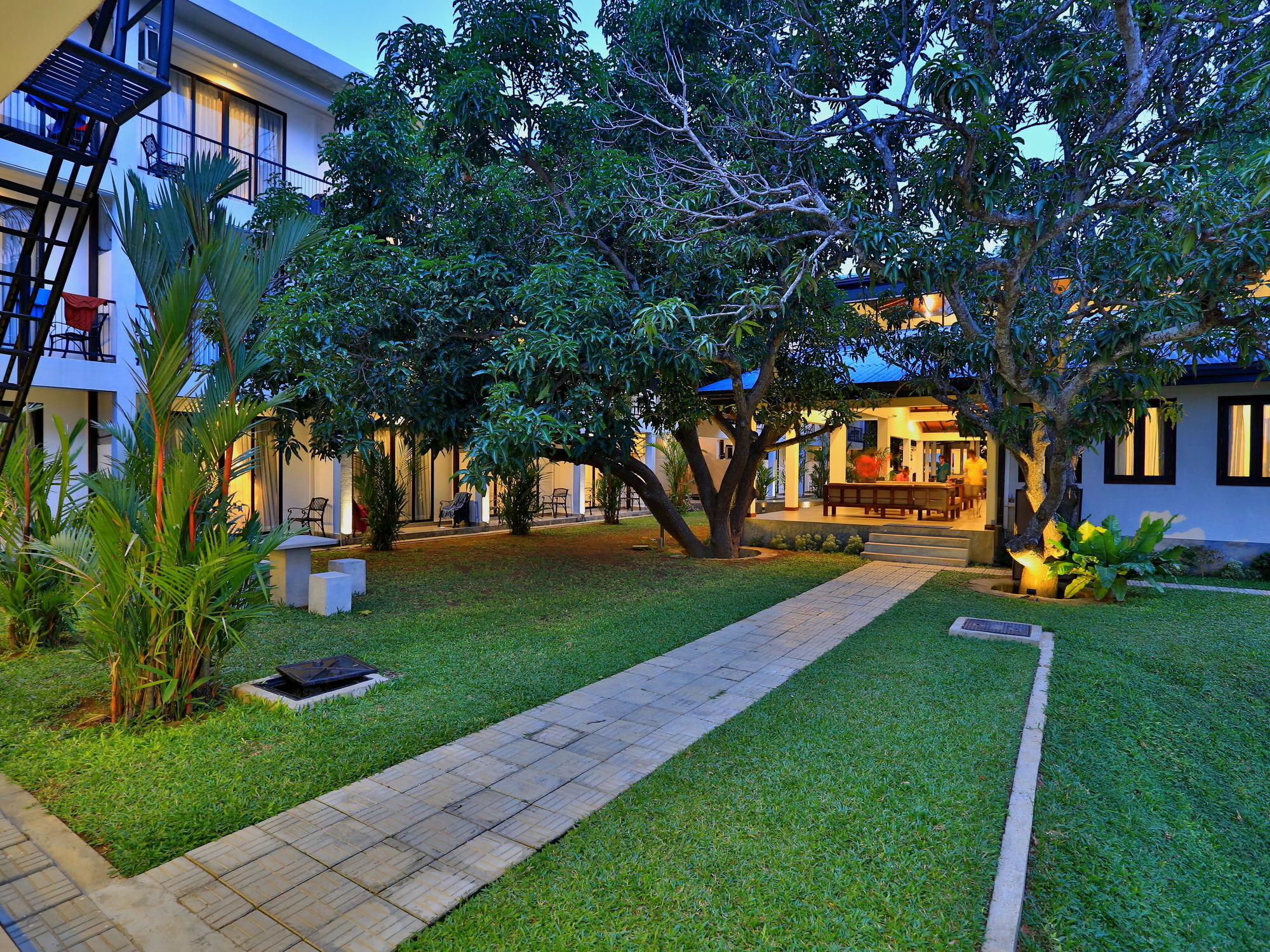 The Blue Wave Hotel Vịnh Arugam Ngoại thất bức ảnh